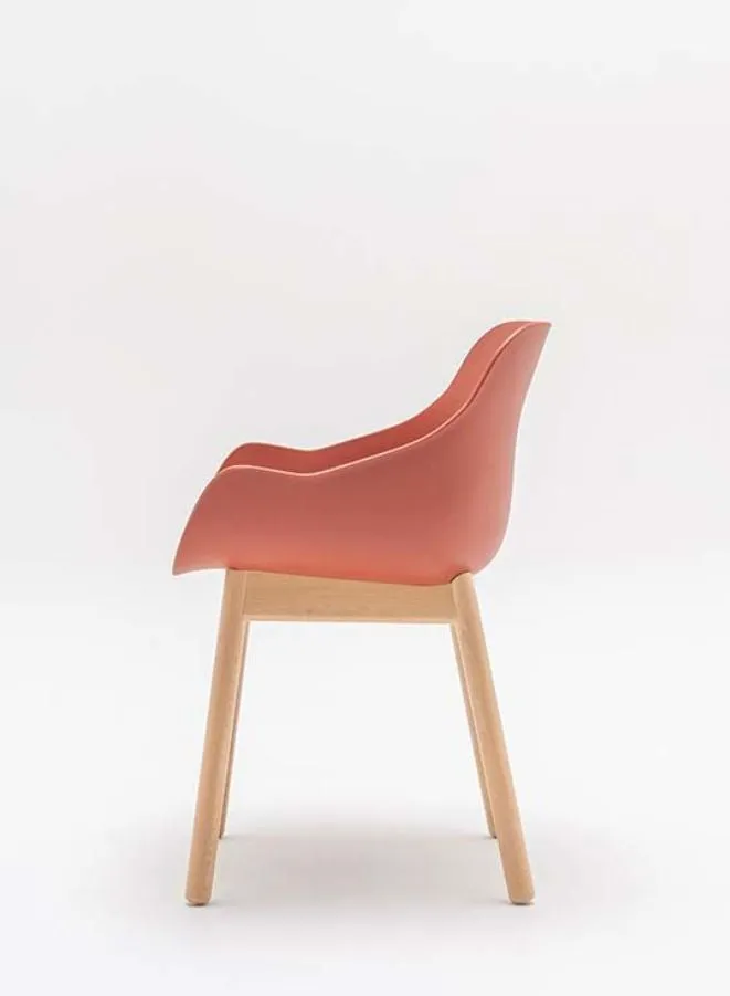 Baltic Basic Chair with Wooden Base (Customizable)