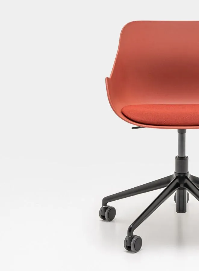 Baltic Remix Chair with Height Adjustment (Customizable)