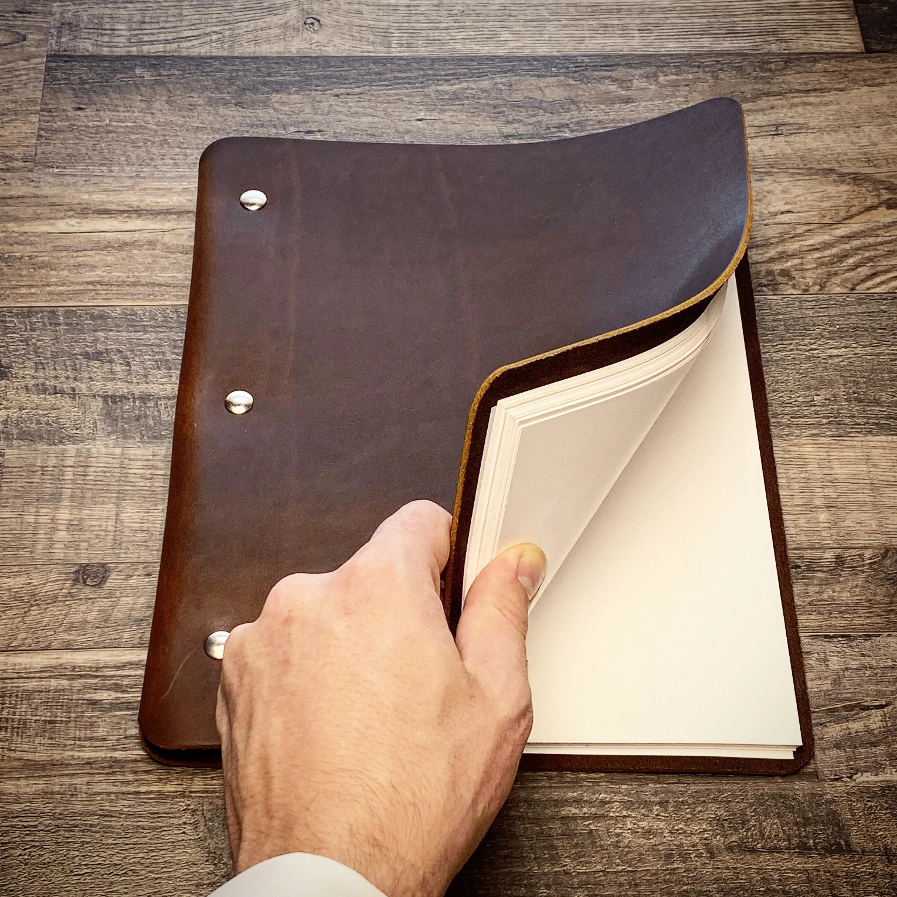 Da Vinci - Vitruvian - Pre-Engraved - Refillable Leather Binders